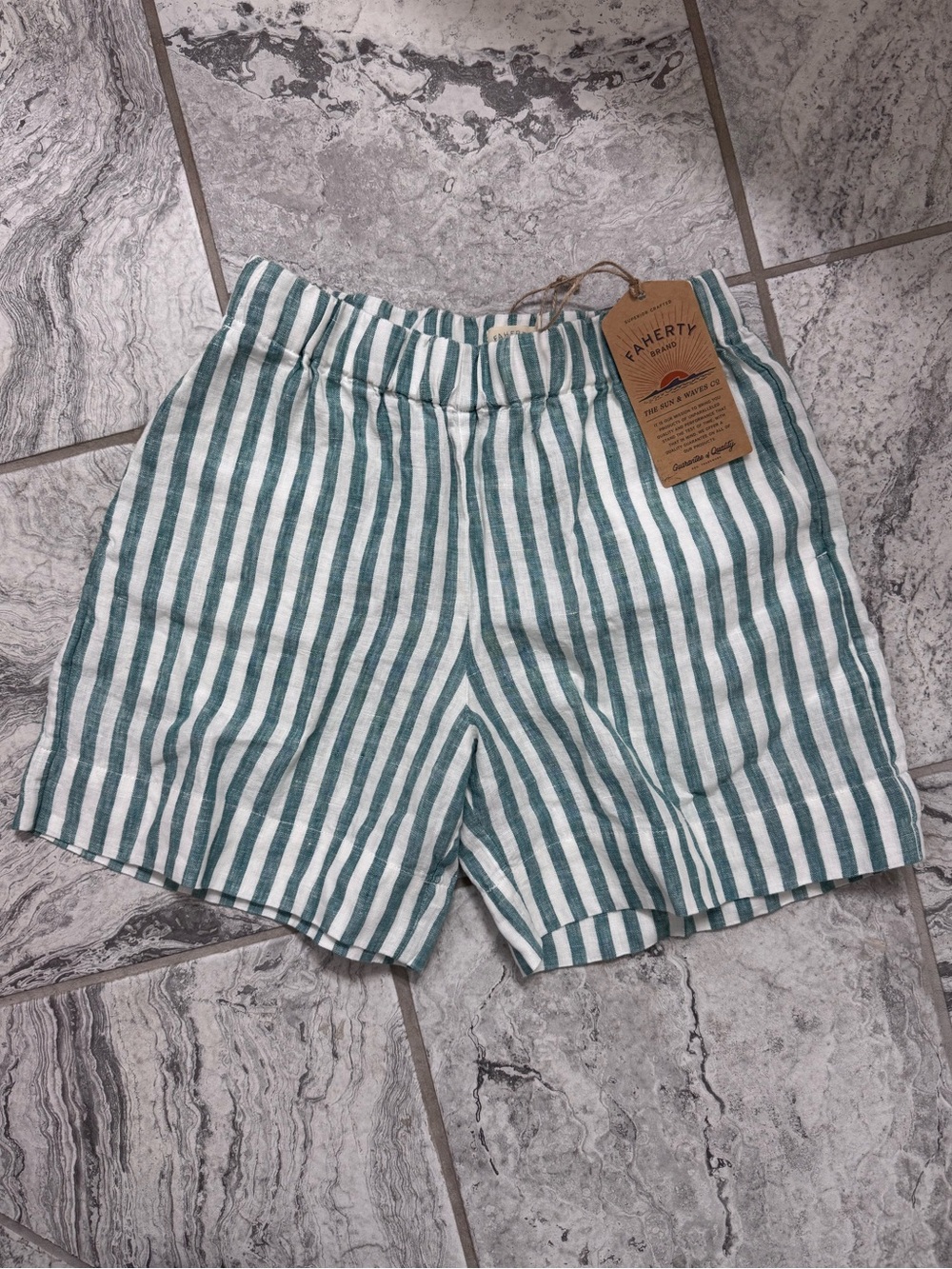 Faherty Laguna Linen Bayview Short - Deep Jungle Lucy Stripe - Picture 4 of 6